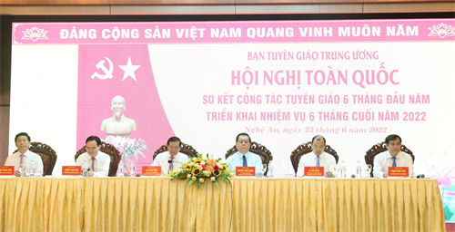 Làm gì để đổi mới công tác tuyên giáo?