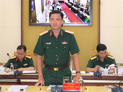 Bộ Tư lệnh Quân khu làm việc với Tập đoàn Công nghiệp Cao su Việt Nam