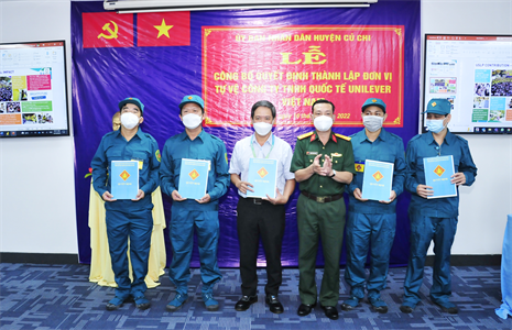 Huyện Củ Chi ra mắt Trung đội tự vệ trong doanh nghiệp