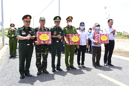 Huyện Tân Hưng, tỉnh Long An diễn tập khu vực phòng thủ năm 2022