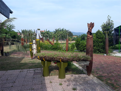 Khu vườn lưu giữ kỷ vật chiến tranh