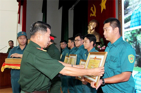 Bộ Tư lệnh Thành phố Hồ Chí Minh bế mạc huấn luyện nâng cao đại đội dân quân thường trực