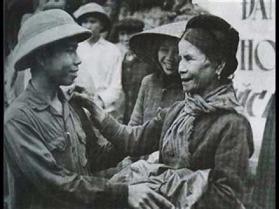 Đất quê ta mênh mông