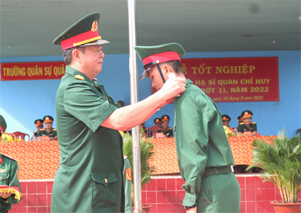 Trường Quân sự Quân khu tổ chức lễ tốt nghiệp đào tạo hạ sĩ quan chỉ huy