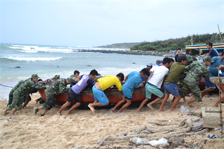 Triển khai công tác phòng, chống bão số 4