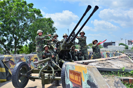 Phát huy truyền thống bộ đội pháo cao xạ anh hùng
