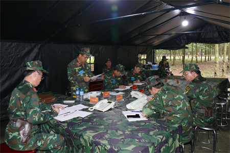 Sư đoàn 7 diễn tập chỉ huy - cơ quan 1 bên 2 cấp