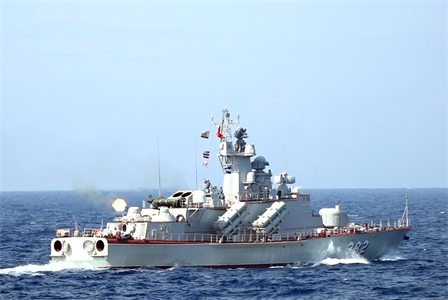 Huấn luyện làm chủ những con tàu hiện đại do Việt Nam đóng mới