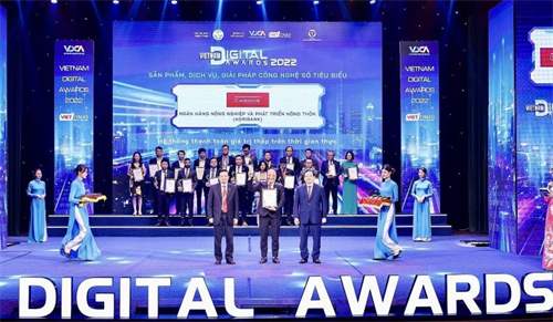 Agribank vinh dự nhận giải thưởng Chuyển đổi số Việt Nam năm 2022