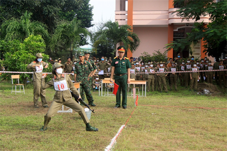Hội thao giáo dục quốc phòng và an ninh học sinh trung học phổ thông tỉnh Long An