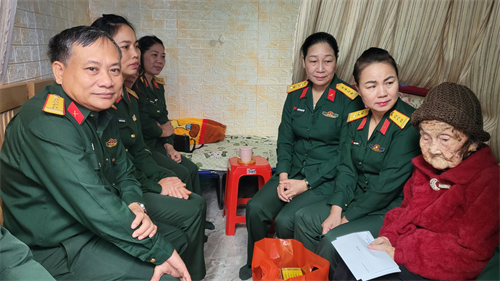 Phụ nữ Quân khu giao lưu, trao đổi kinh nghiệm hoạt động công tác hội