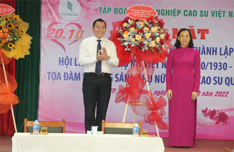Tập đoàn Công nghiệp Cao su Việt Nam gặp mặt kỷ niệm 92 năm Ngày phụ nữ Việt Nam