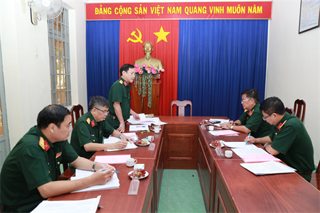 Đoàn kiểm tra 1339 Ban Thường vụ Đảng ủy Quân khu kiểm tra Chi bộ Phòng Chính sách