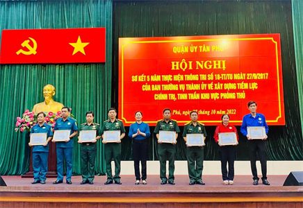 Quận ủy quận Tân Phú sơ kết 5 năm thực hiện Thông tri số 18 của Ban Thường vụ Thành ủy TPHCM