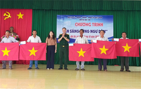 Huyện Đất Đỏ “Ăn sáng cùng ngư dân”