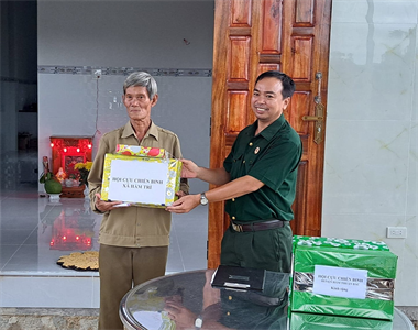 Huyện Hàm Thuận Bắc, tỉnh Bình Thuận bàn giao “Mái ấm đồng đội” cho cựu chiến binh
