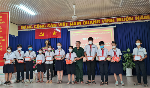 Cụm thi đua 1 - LLVT TPHCM chung sức xây dựng nông thôn mới