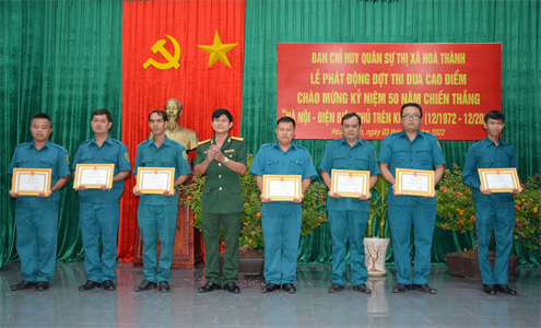 LLVT thị xã Hòa Thành, tỉnh Tây Ninh phát động phong trào thi đua cao điểm