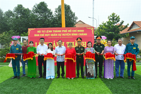 Ban CHQS Huyện Bình Chánh khánh thành sân bóng đá