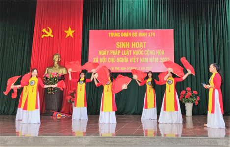 Trung đoàn 174 tổ chức Ngày Pháp luật nước Cộng hòa XHCN Việt Nam năm 2022