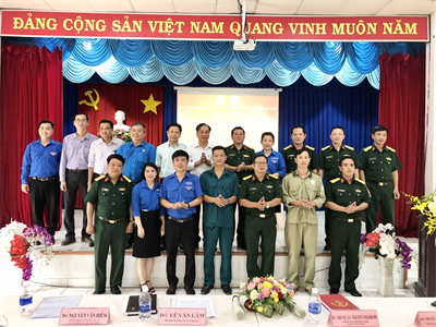 Ban CHQS thị xã Tân Uyên, tỉnh Bình Dương kết nghĩa với Nông trường Cao su An Lập