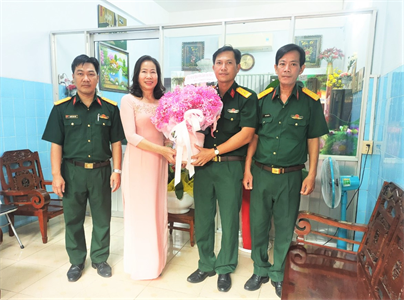 Ban CHQS  Quận 8 chúc mừng Ngày Nhà giáo Việt Nam