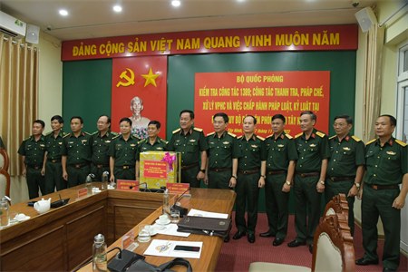 Bộ Quốc phòng kiểm tra Bộ đội Biên phòng tỉnh Tây Ninh