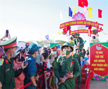 Giải pháp quản lý và sử dụng đảng viên sau khi xuất ngũ ở tỉnh Bình Thuận