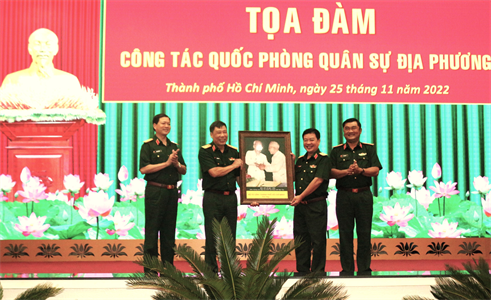 Bộ Tư lệnh TPHCM và Học viện Quốc phòng tọa đàm công tác quốc phòng, quân sự địa phương