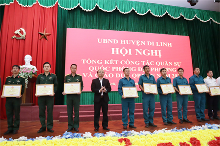 Huyện Di Linh tổng kết công tác quân sự, quốc phòng địa phương năm 2022