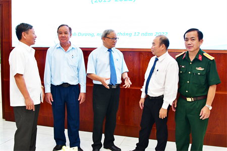 Đại học Thủ Dầu Một sơ kết 3 năm hoạt động của Viện Nghiên cứu Đông Nam Bộ