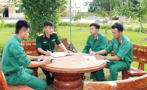 LLVT tỉnh Long An: Hiệu quả từ Mô hình “Cán bộ, đảng viên dìu dắt quần chúng và cấp dưới”