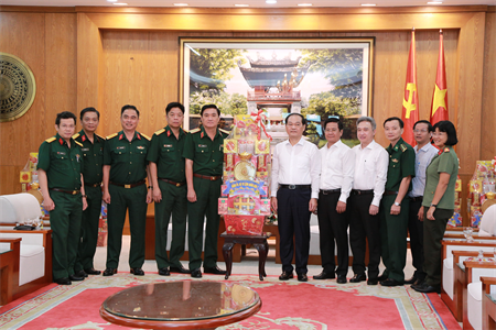 Bộ Tư lệnh Quân khu 7 chúc Tết Tỉnh ủy, UBND tỉnh Bà Rịa – Vũng Tàu và các đơn vị Bộ Quốc phòng trên địa bàn