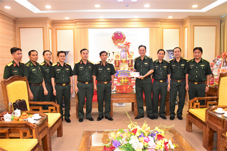 Bộ Tư lệnh Quân khu 7 chúc tết các đơn vị Quân đội, Công an đứng chân trên địa bàn Quân khu 7