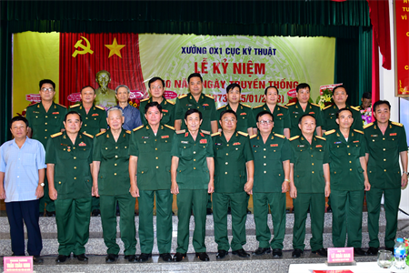 Xưởng OX1 kỷ niệm 50 năm ngày truyền thống