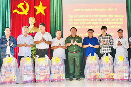 Bộ CHQS tỉnh BR-VT gặp mặt chủ phương tiện tàu, thuyền tham gia bảo vệ chủ quyền biển, đảo