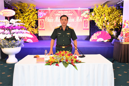 Trung tướng Nguyễn Trường Thắng, Tư lệnh Quân khu chúc tết các tập đoàn, doanh nghiệp trên địa bàn Thành phố Hồ Chí Minh