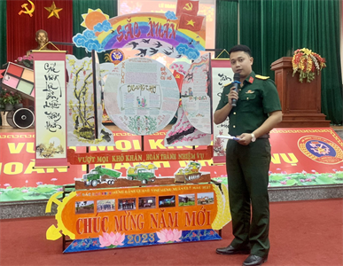Lữ đoàn 25: Hội thi báo tường – câu đối mừng xuân Quý Mão