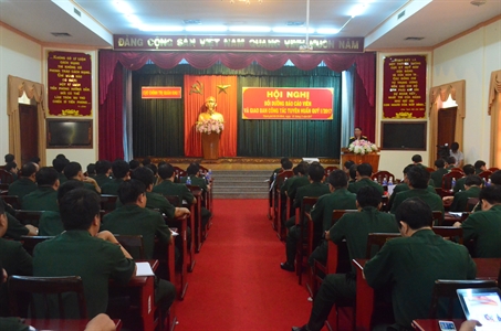 Cục Chính trị Quân khu 7 bồi dưỡng báo cáo viên và giao ban công tác Tuyên huấn quý I năm 2017