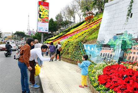 Lung linh sắc màu Festival hoa Đà Lạt