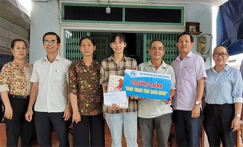 Nguyễn Trang Hương Trúc - Tiếp bước truyền thống quê hương “Mười tám thôn vườn trầu”
