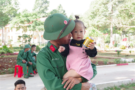 Ngày nghỉ đầu tiên của chiến sĩ mới