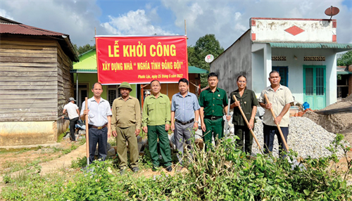 Gương mẫu như cựu chiến binh Đạ Huoai