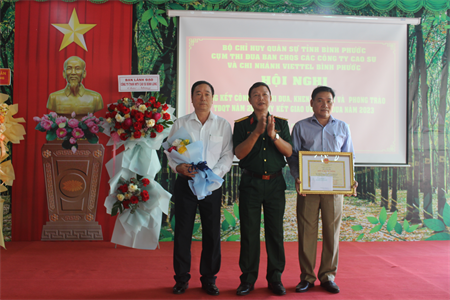 Cụm thi đua Ban CHQS các công ty cao su và Chi nhánh Viettel Bình Phước triển khai công tác thi đua khen thưởng năm 2023