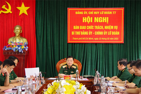 Bàn giao chức trách, nhiệm vụ Bí thư Đảng ủy, Chính ủy Lữ đoàn 77