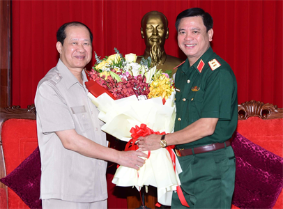 Hội Cựu chiến binh Việt Nam thăm Quân khu 7