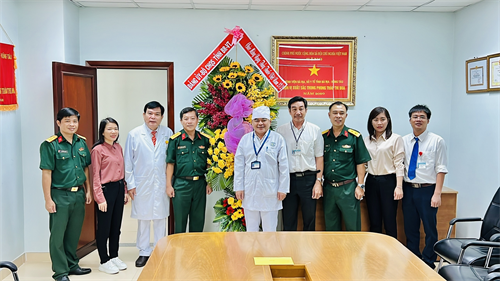Bộ CHQS tỉnh Bà Rịa - Vũng Tàu chúc mừng Ngày Thầy thuốc Việt Nam