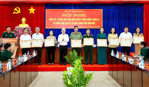 Tỉnh Bình Dương: Phát triển kinh tế - xã hội gắn liền với bảo đảm quốc phòng, an ninh