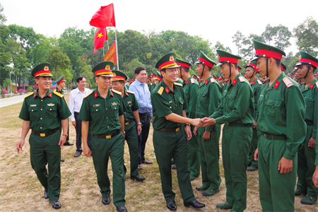 Sư đoàn 9 phấn đấu hoàn thành tốt 100% chương trình huấn luyện năm 2023