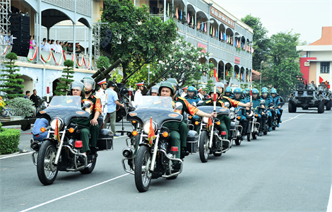 Khí thế sôi nổi ngay từ ngày đầu ra quân huấn luyện